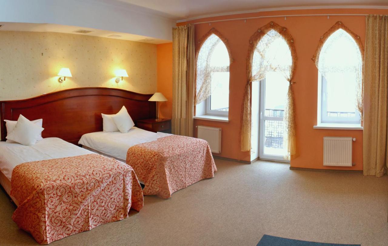 Premier Hotel Shafran Sumy Zewnętrze zdjęcie
