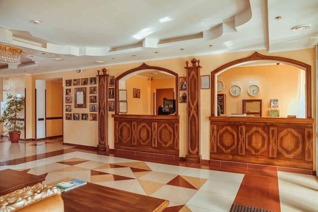 Premier Hotel Shafran Sumy Zewnętrze zdjęcie