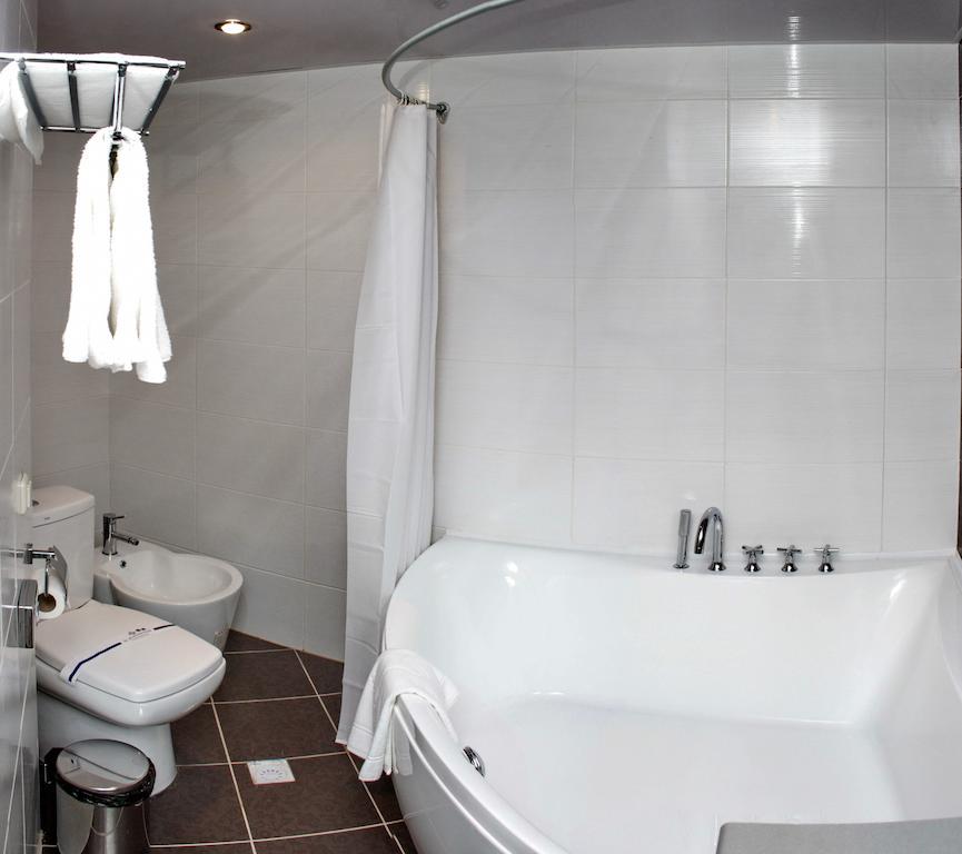 Premier Hotel Shafran Sumy Pokój zdjęcie
