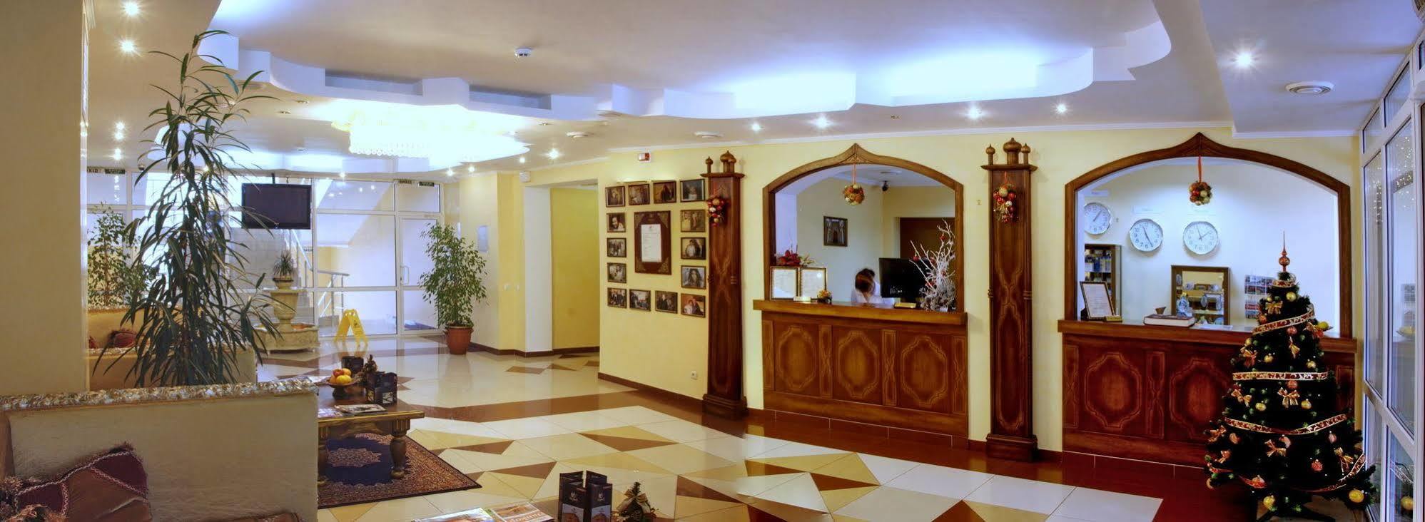 Premier Hotel Shafran Sumy Zewnętrze zdjęcie
