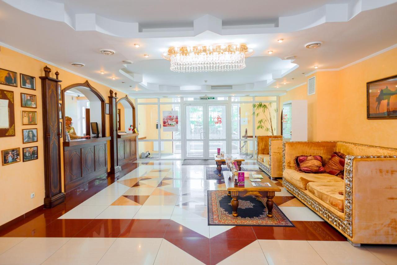 Premier Hotel Shafran Sumy Zewnętrze zdjęcie
